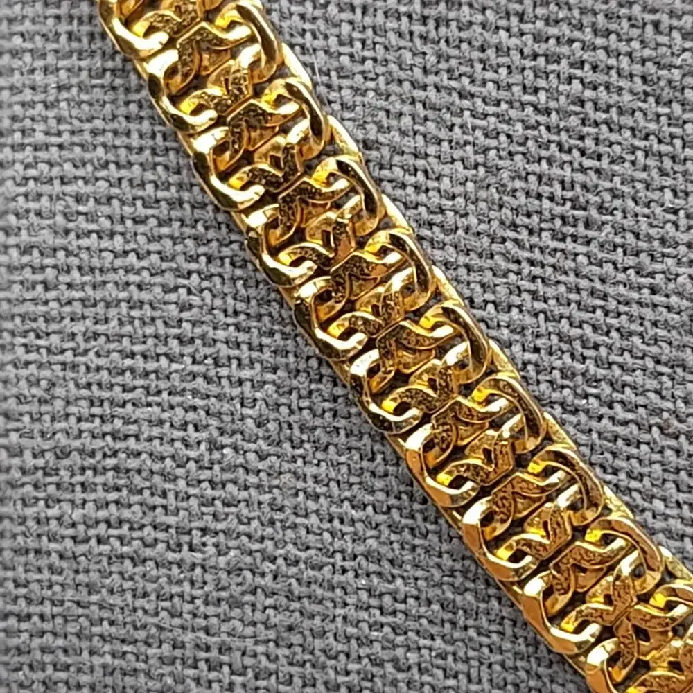 Vintage Napier Gold V Necklace 17 Inch Signed Statement